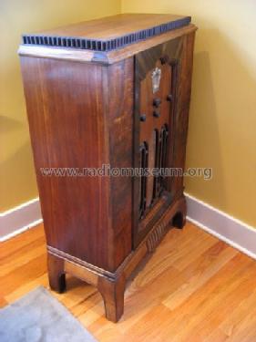 112 Lowboy; Philco, Philadelphia (ID = 563015) Radio