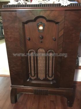 112A Lowboy; Philco, Philadelphia (ID = 2203239) Radio