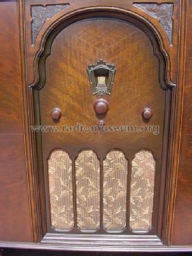 296 Radio-Phonograph; Philco, Philadelphia (ID = 498613) Radio