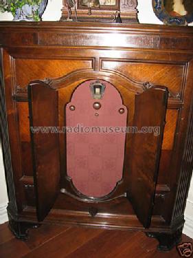 296A Concert Grand Radio-Phonograph; Philco, Philadelphia (ID = 562292) Radio