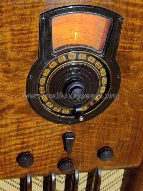 37-11X ; Philco, Philadelphia (ID = 2776146) Radio