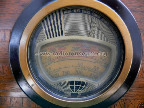 37-611T ; Philco, Philadelphia (ID = 498543) Radio