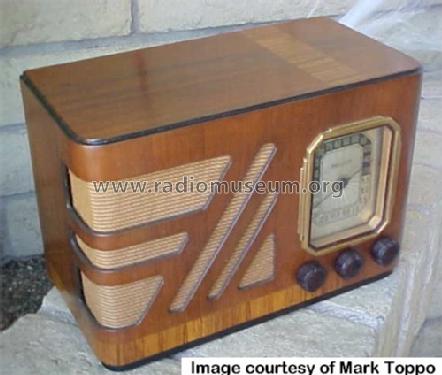 38-15T ; Philco, Philadelphia (ID = 51141) Radio