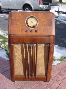 38-22XX ; Philco, Philadelphia (ID = 544015) Radio