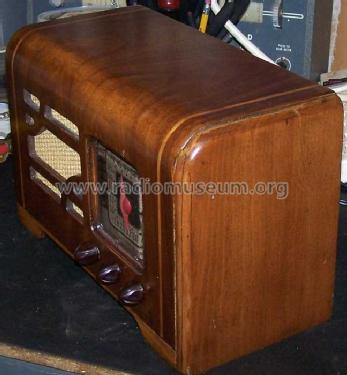 40-115C Code 121; Philco, Philadelphia (ID = 914998) Radio