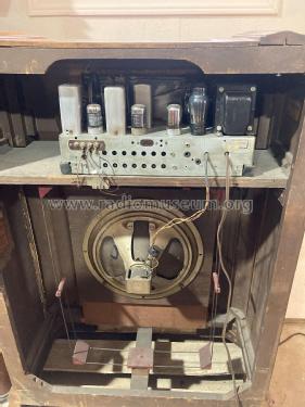 41-290X ; Philco, Philadelphia (ID = 2992599) Radio