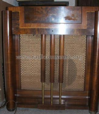 41-315X ; Philco, Philadelphia (ID = 473644) Radio