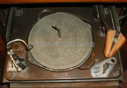 42-1010P Radio-Phonograph; Philco, Philadelphia (ID = 1355410) Radio