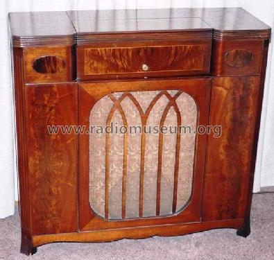 42-1011PM Radio-Phonograph; Philco, Philadelphia (ID = 137695) Radio