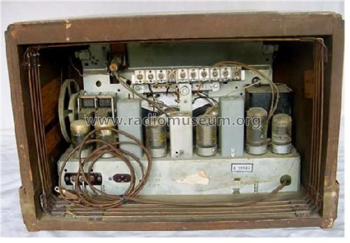 345T ; Philco, Philadelphia (ID = 146346) Radio