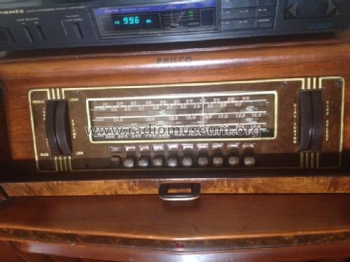 42-400X ; Philco, Philadelphia (ID = 1609276) Radio