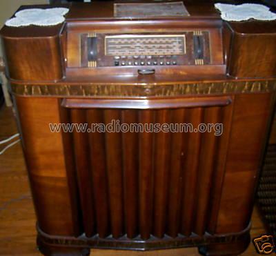 42-400X ; Philco, Philadelphia (ID = 478388) Radio