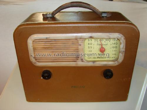 42-842T ; Philco, Philadelphia (ID = 3045836) Radio