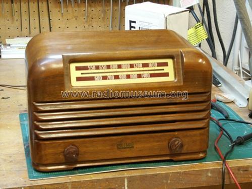 42-PT-7 ; Philco, Philadelphia (ID = 1994607) Radio