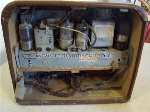 87PT ; Philco, Philadelphia (ID = 467962) Radio