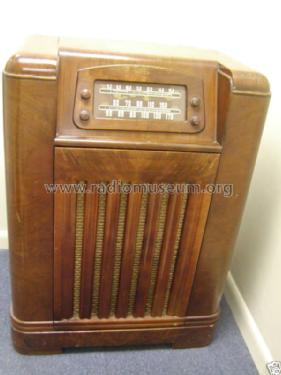 46-1226 Code 121 Radio-Phonograph; Philco, Philadelphia (ID = 695418) Radio