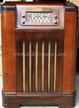 46-1226 Code 125 Radio-Phonograph; Philco, Philadelphia (ID = 1595791) Radio