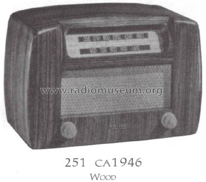 46-251 ; Philco, Philadelphia (ID = 1523802) Radio