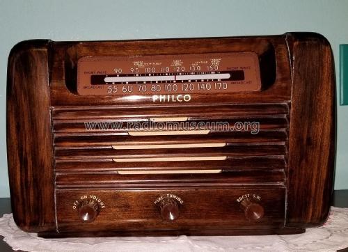 46-427 ; Philco, Philadelphia (ID = 2230336) Radio