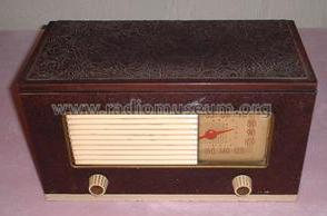 47-205 ; Philco, Philadelphia (ID = 389055) Radio