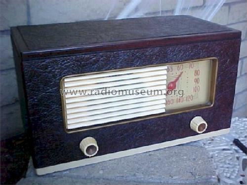 47-205 ; Philco, Philadelphia (ID = 49368) Radio