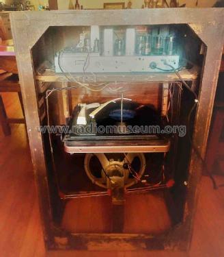 48-1264 ; Philco, Philadelphia (ID = 2813602) Radio