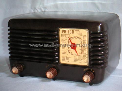 48-805 ; Philco, Philadelphia (ID = 108127) Radio