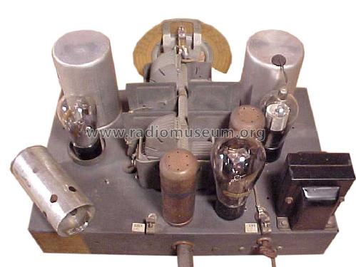 4 Shortwave Converter; Philco, Philadelphia (ID = 246194) Converter