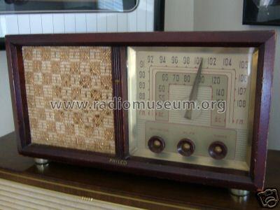 50-926 Code 121; Philco, Philadelphia (ID = 104623) Radio