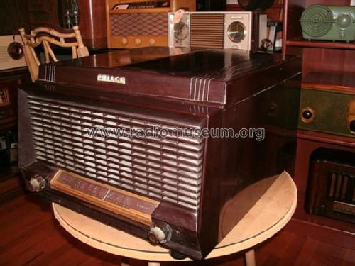 51-1330 ; Philco, Philadelphia (ID = 978078) Radio