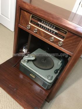 51-1730 ; Philco, Philadelphia (ID = 2854631) Radio