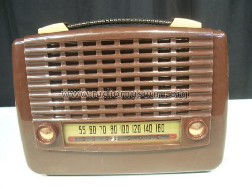 52-643 ; Philco, Philadelphia (ID = 320205) Radio