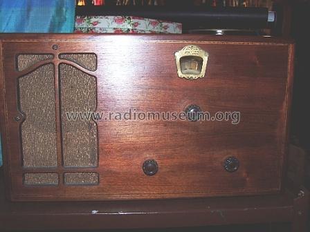 52C ; Philco, Philadelphia (ID = 361993) Radio