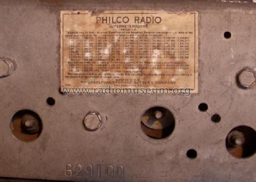 60B ; Philco, Philadelphia (ID = 309638) Radio