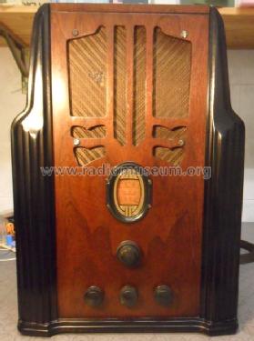 623B ; Philco, Philadelphia (ID = 1583361) Radio