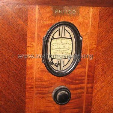 625J ; Philco, Philadelphia (ID = 701277) Radio