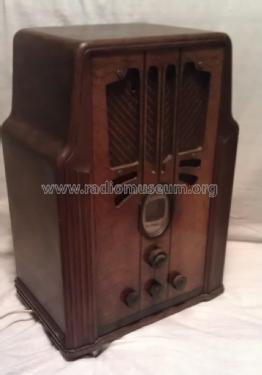 630B ; Philco, Philadelphia (ID = 1820217) Radio