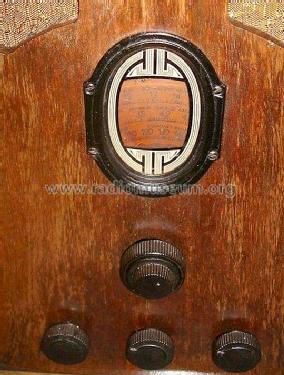 635B ; Philco, Philadelphia (ID = 996837) Radio