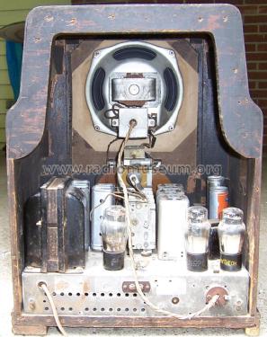 640B ; Philco, Philadelphia (ID = 2115780) Radio