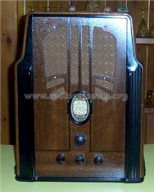 640B ; Philco, Philadelphia (ID = 49208) Radio