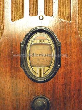 645B ; Philco, Philadelphia (ID = 371817) Radio