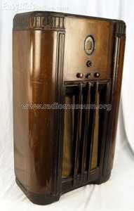 655X ; Philco, Philadelphia (ID = 478404) Radio