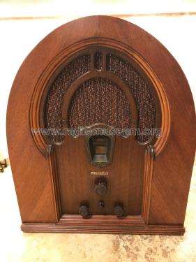 71B ; Philco, Philadelphia (ID = 2289962) Radio