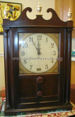 80 Colonial Clock; Philco, Philadelphia (ID = 1779000) Radio