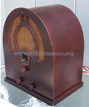 81Junior; Philco, Philadelphia (ID = 366613) Radio