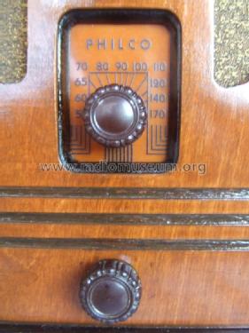 84B ; Philco, Philadelphia (ID = 1533359) Radio