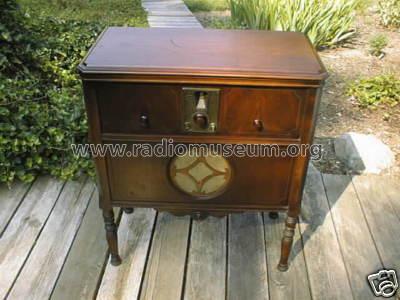 86 Lowboy; Philco, Philadelphia (ID = 567269) Radio