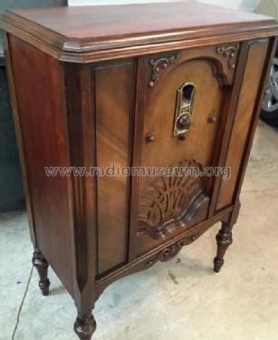 87 Lowboy; Philco, Philadelphia (ID = 1833016) Radio