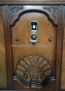 87 Lowboy; Philco, Philadelphia (ID = 1833017) Radio