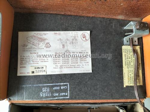 E-676 'Mustang' Code 124; Philco, Philadelphia (ID = 2709561) Radio